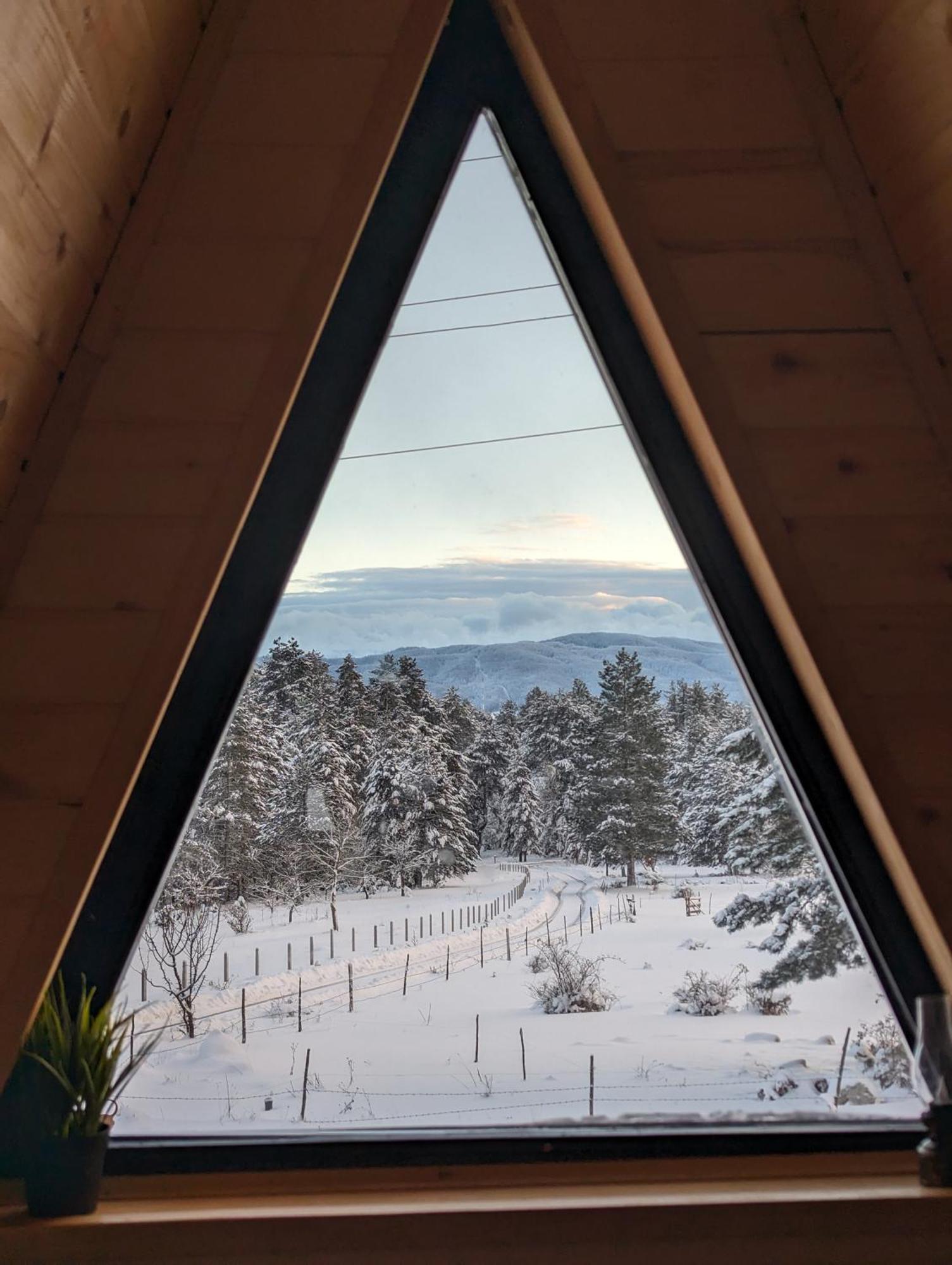 Chalet Aa Pine Vikendica Za Izdavanje U Srcu Zapadne Srbije
